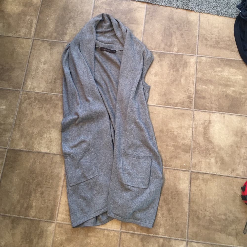 The Limited. Sleeveless Cardigan.